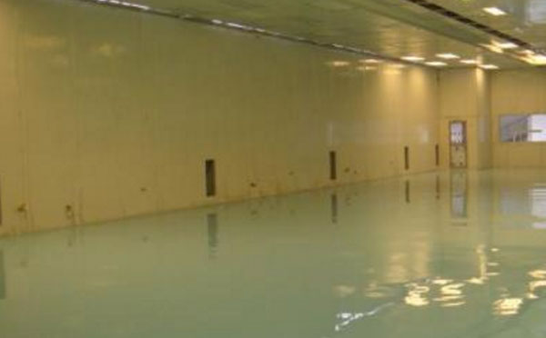 叶城自流平环氧地坪中涂