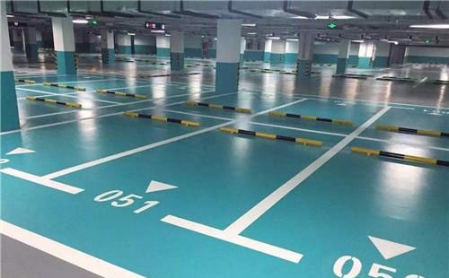 叶城叶城环氧地坪中涂：构筑坚固地面的关键环节